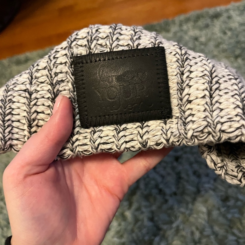 Love Your Melon - image 3